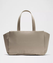 Triple Compartment Tote Bag 18L