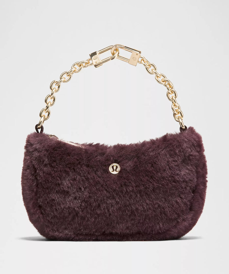 City Essentials Nano Shoulder Bag Plush Fleece